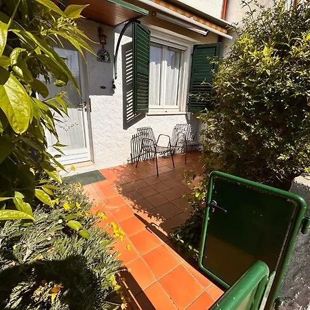 Bilo Belvedere Sx - Bilocale Con Giardino, Wifi E Vista Mare Apartman